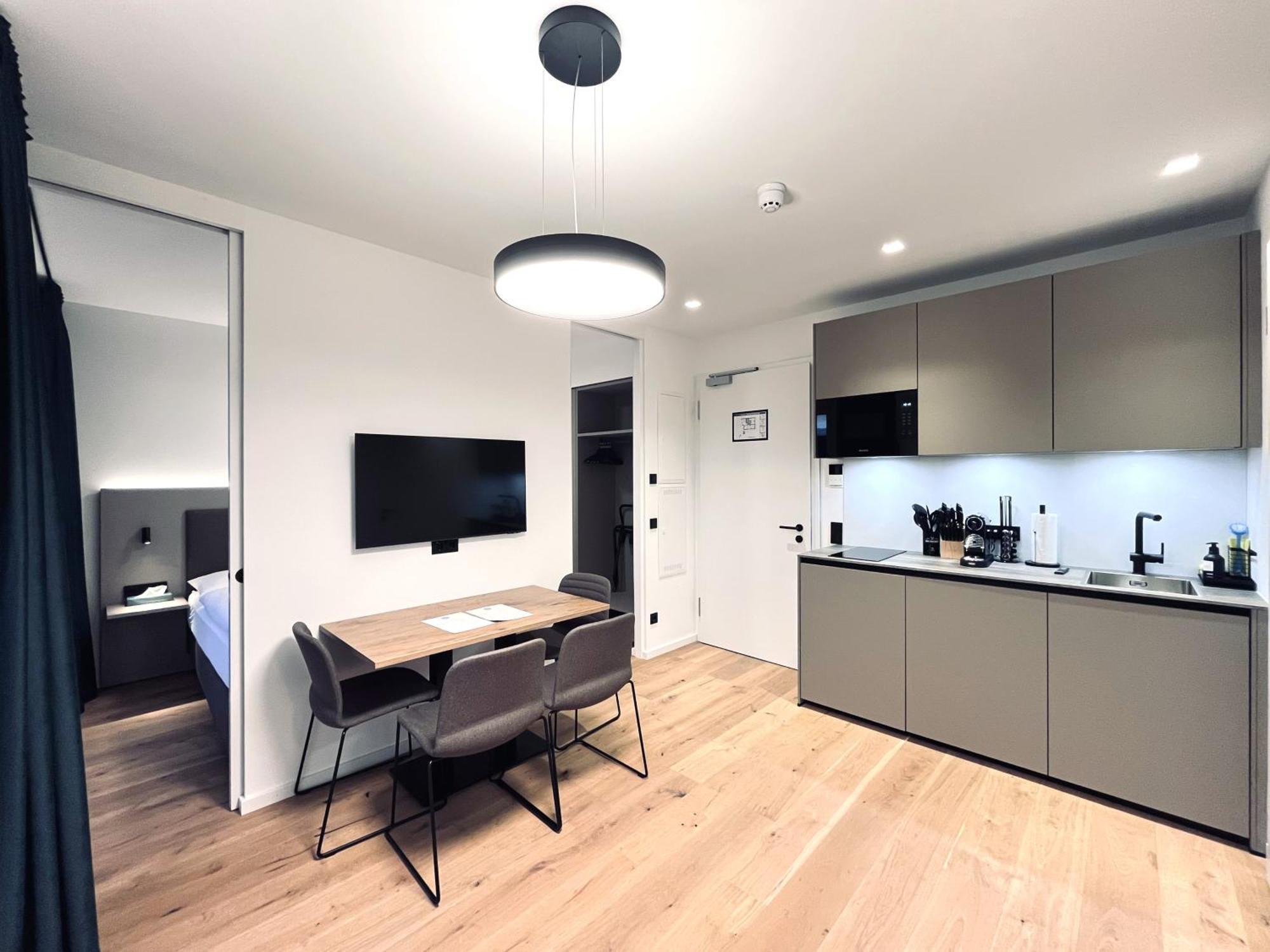 Mikes Apartments Мюнхен Екстер'єр фото